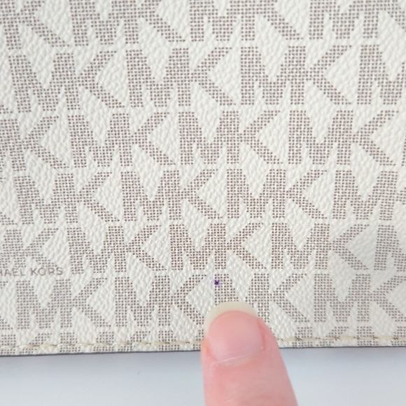 Michael Kors Cream White Brown Saffiano Leather Jet Set Chain Tote Handbag w COA - Picture 10 of 11